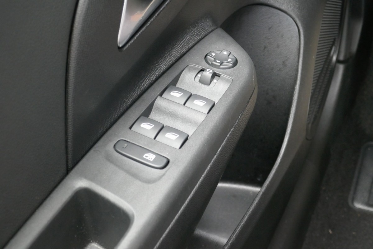 Opel Corsa (6)