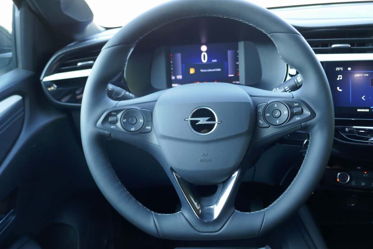 Opel Corsa (6)