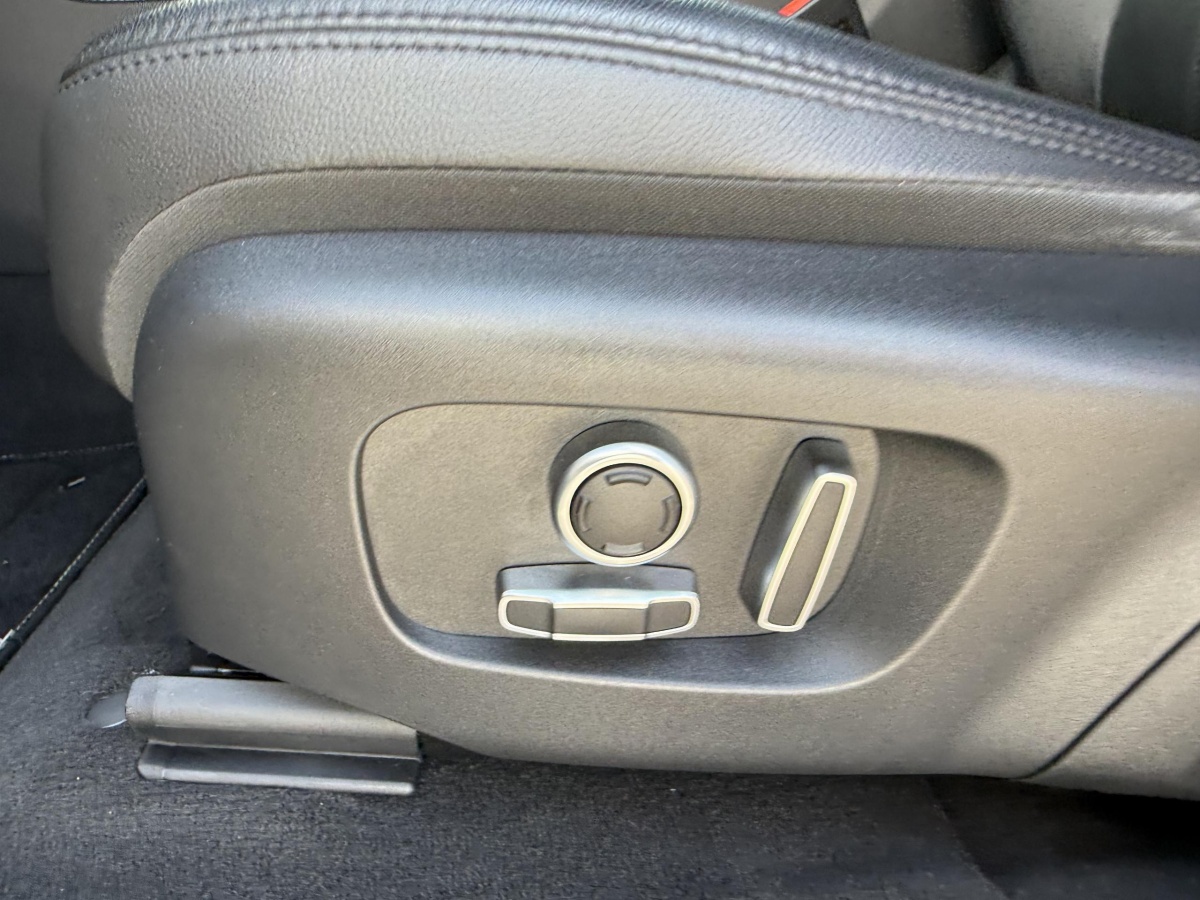 Land Rover Range Rover Evoque (2)