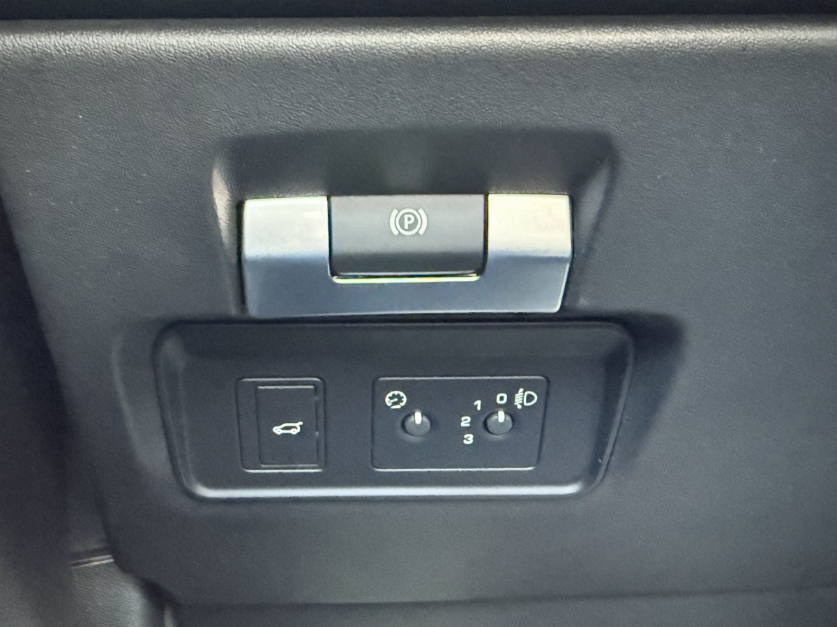 Land Rover Range Rover Evoque (2)
