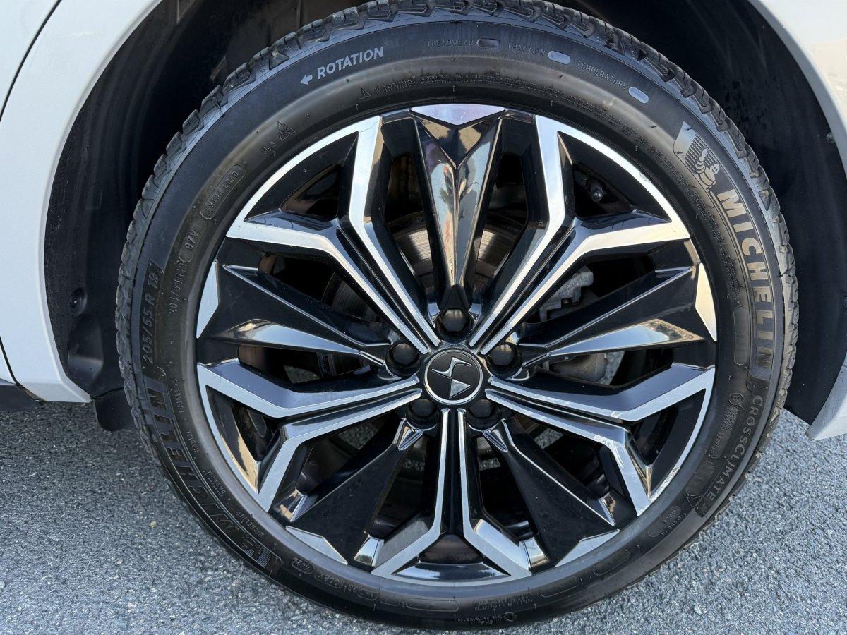 Ds DS 4 (2)