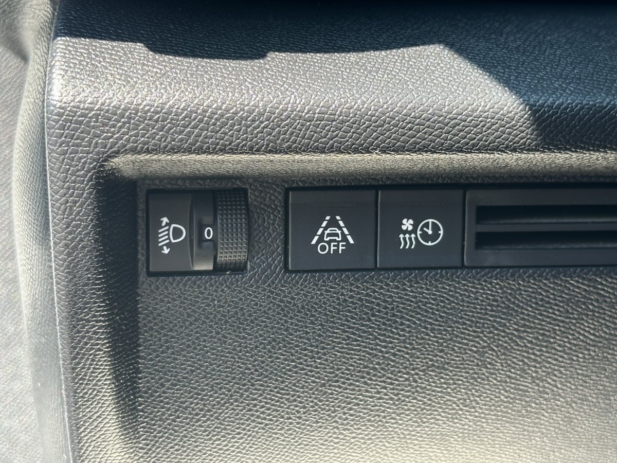 Citroën Ë-C4 (3)