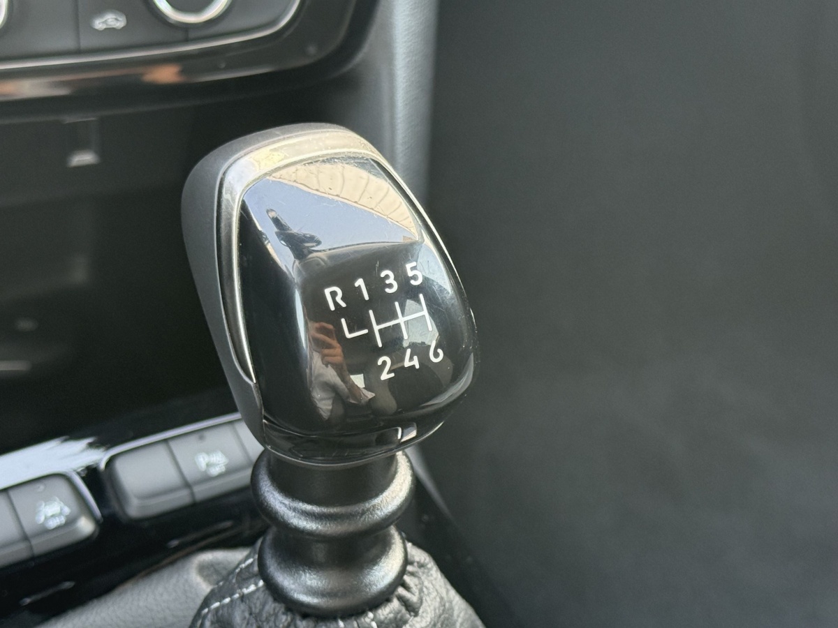 Opel Mokka (2)