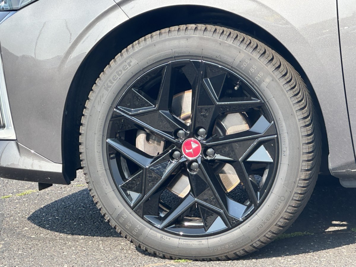 Ds DS 4 (2)