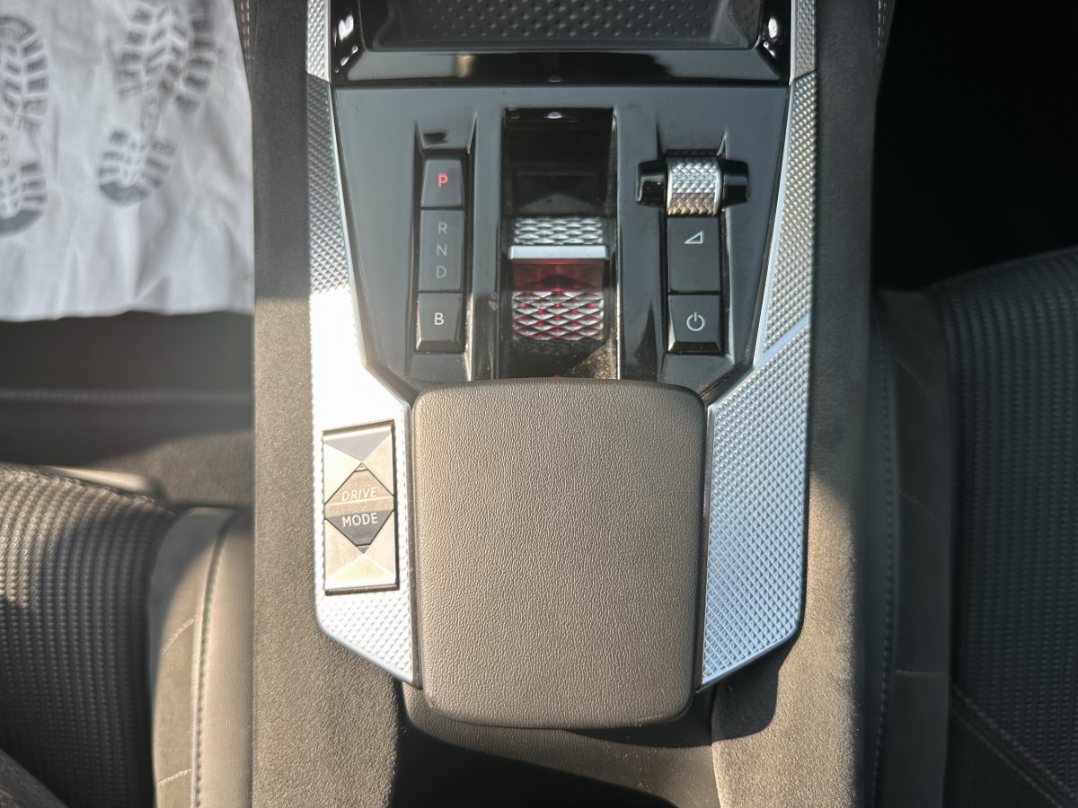 Ds DS 4 (2)