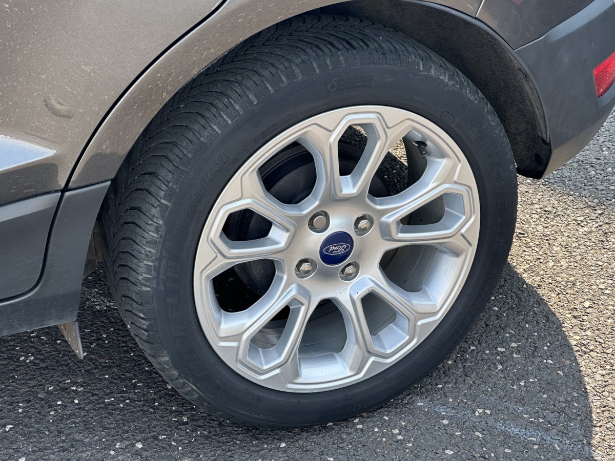 Ford Ecosport (2)