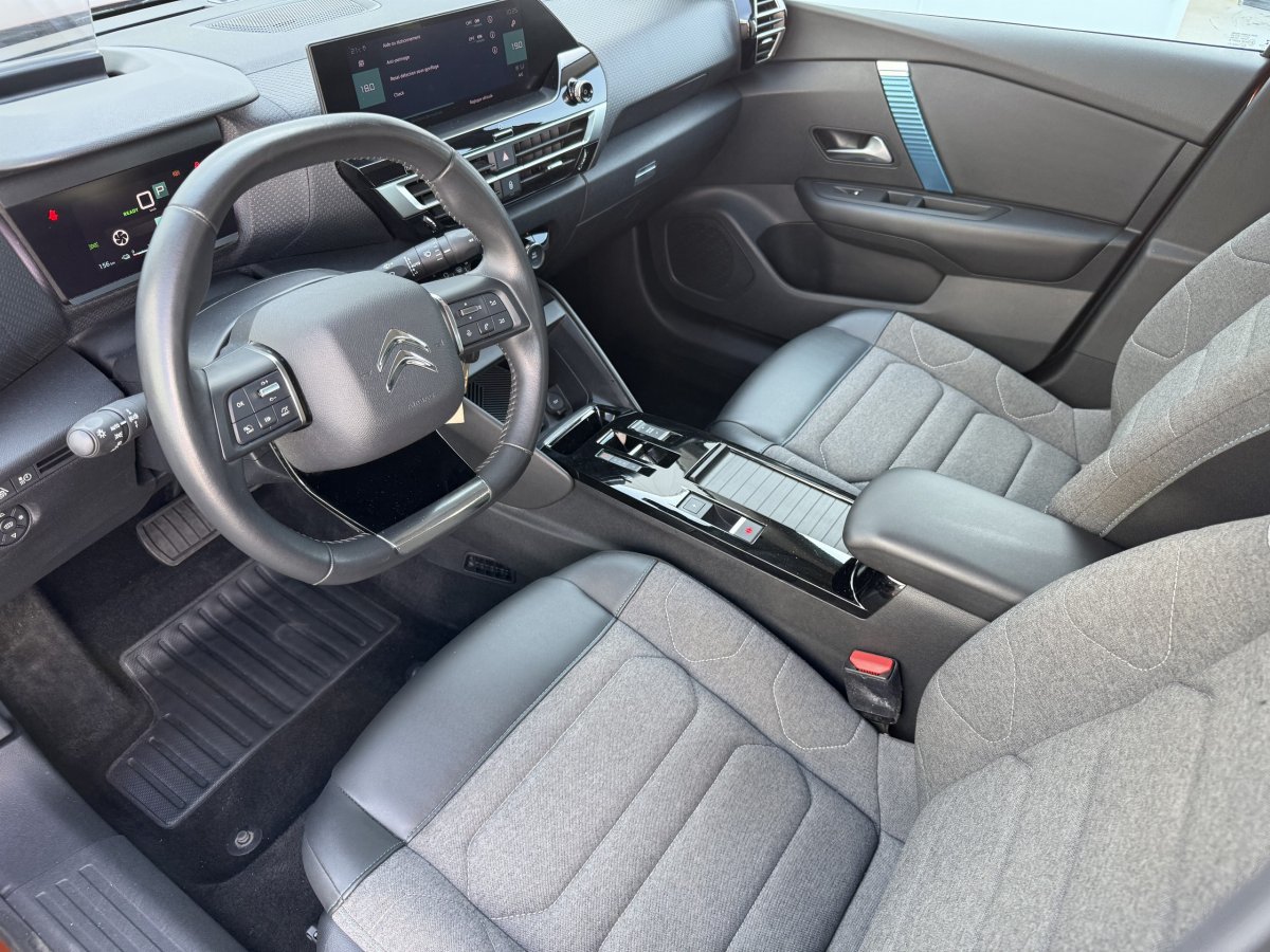 Citroën Ë-C4 (3)