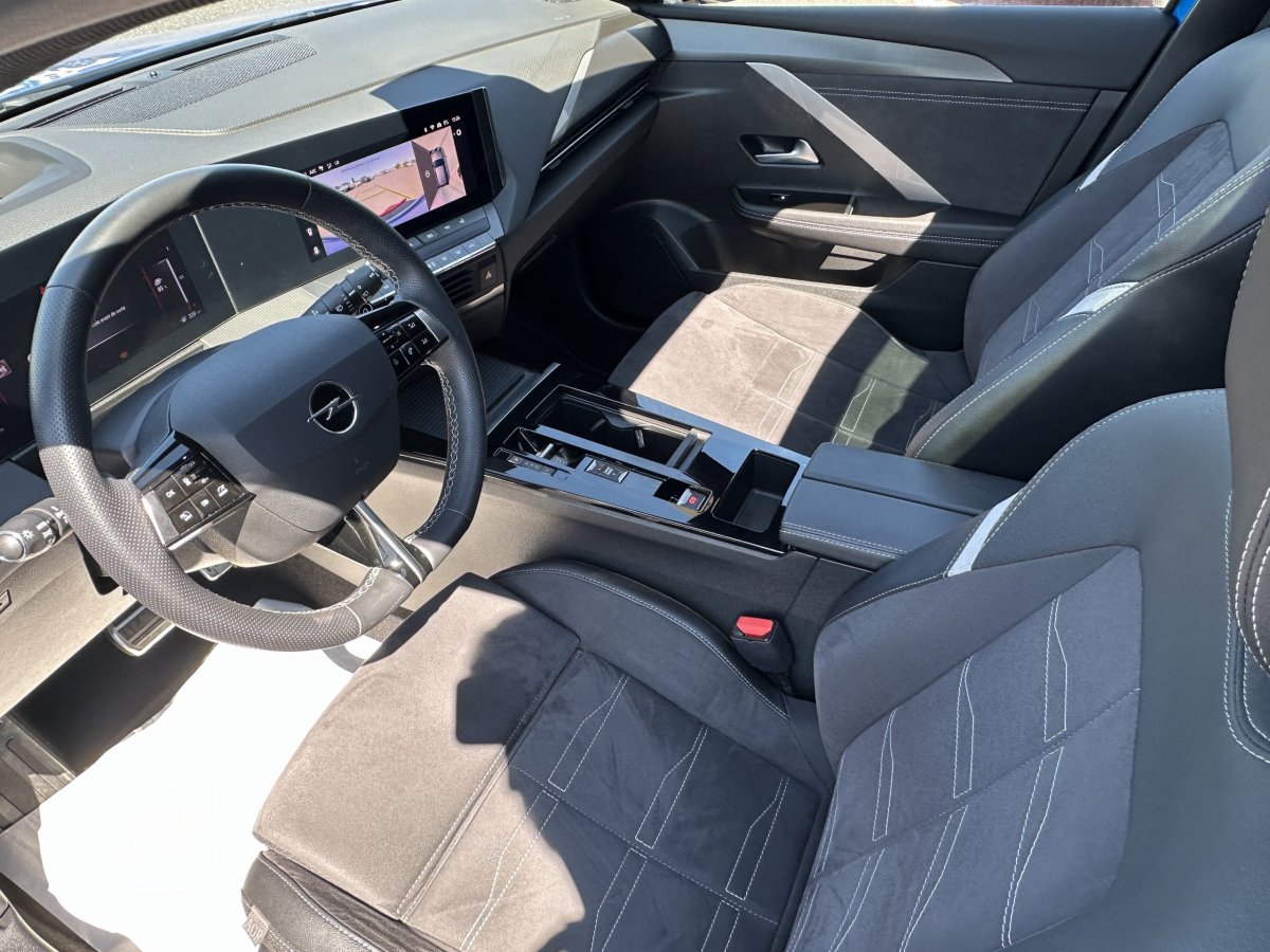 Opel Astra (6)