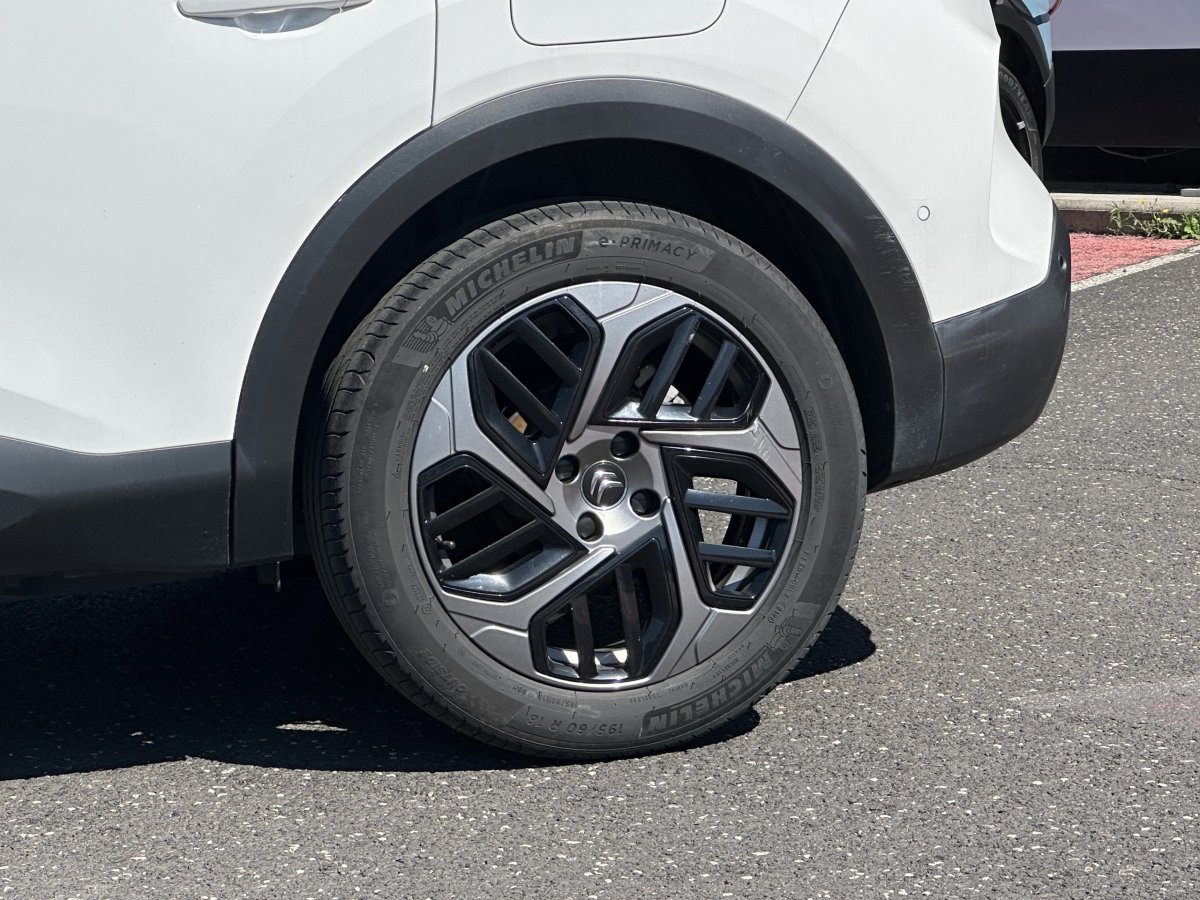 Citroën C4 (3)