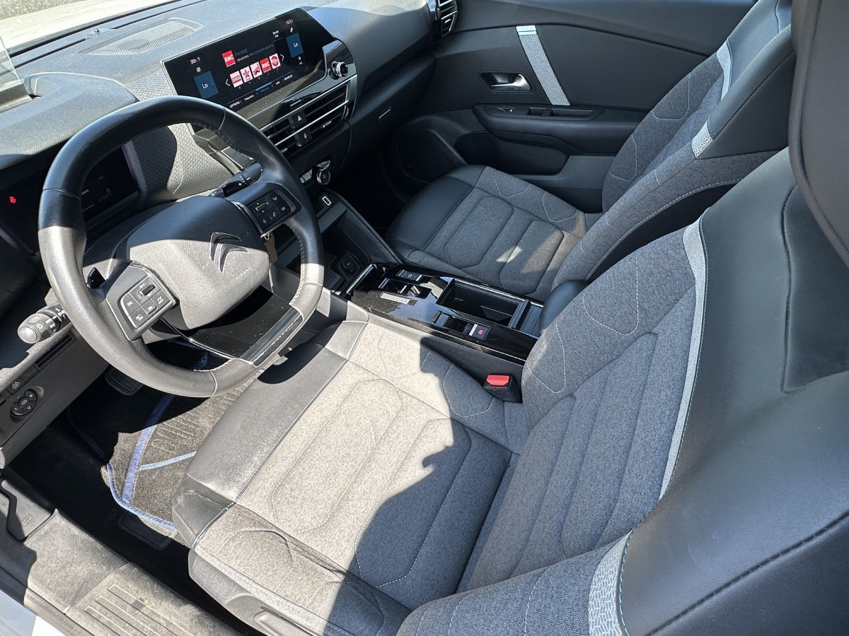 Citroën C4 (3)