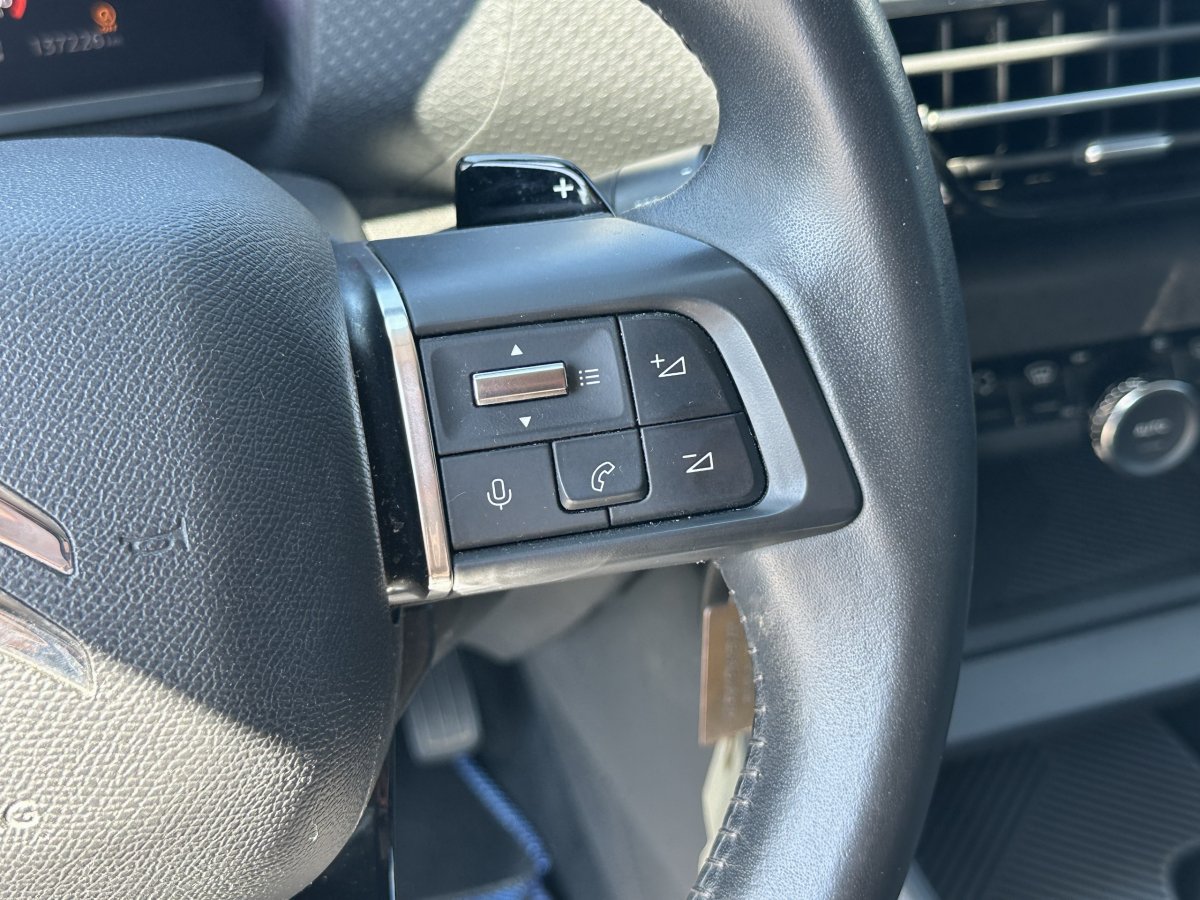 Citroën C4 (3)