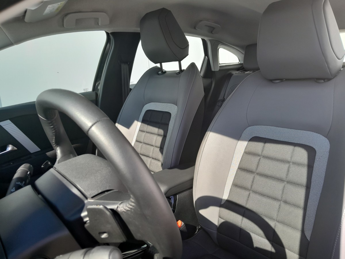 Citroën C4 (3)