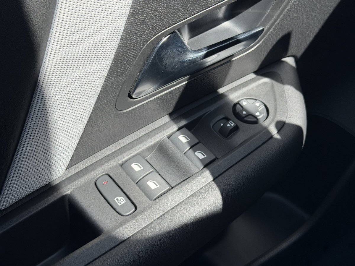 Citroën C4 (3)