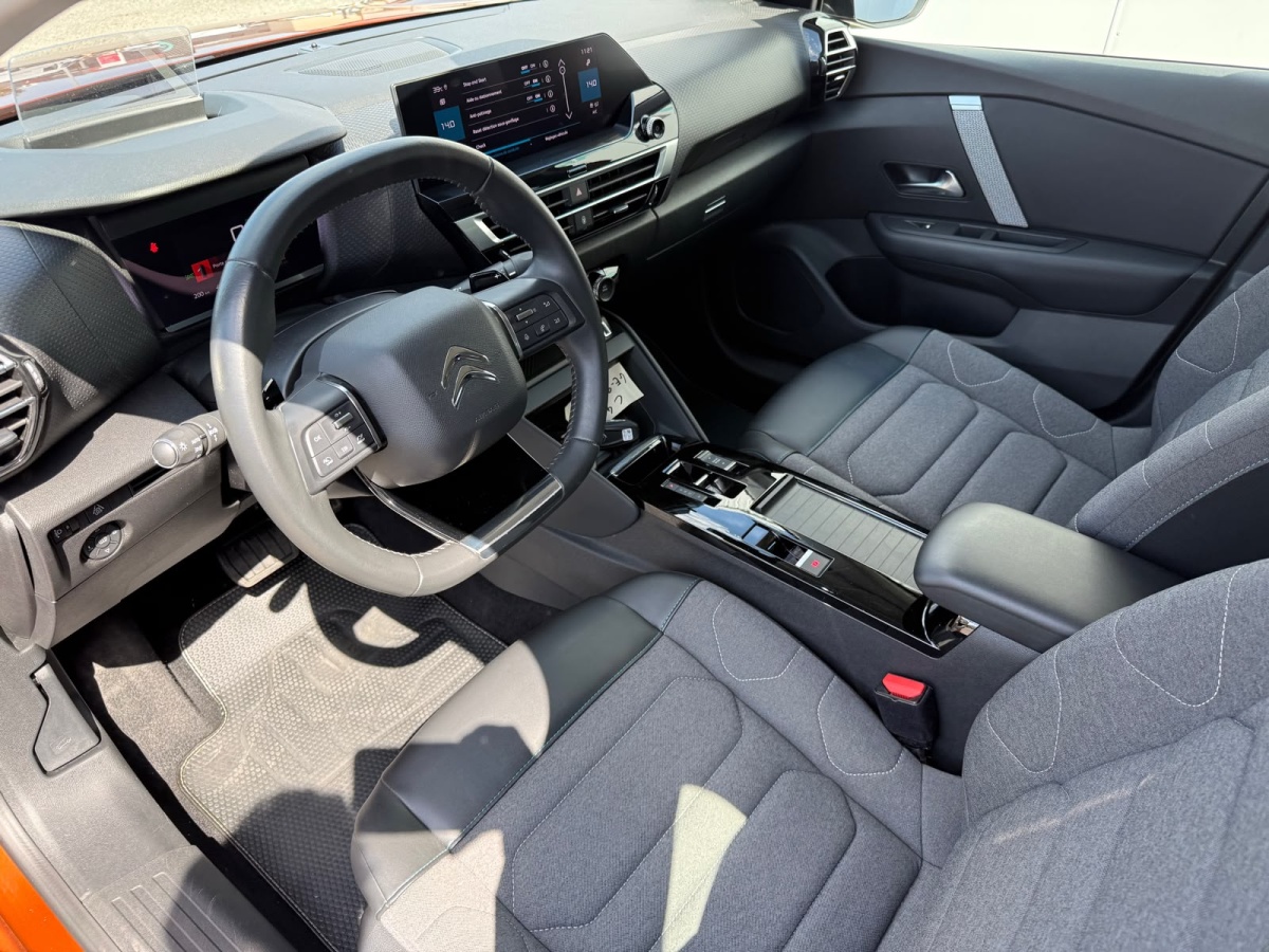 Citroën C4 (3)