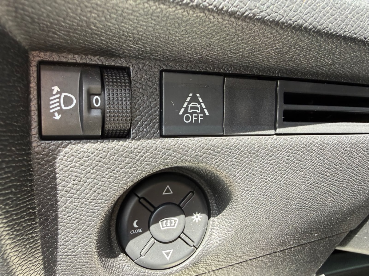 Citroën C4 (3)