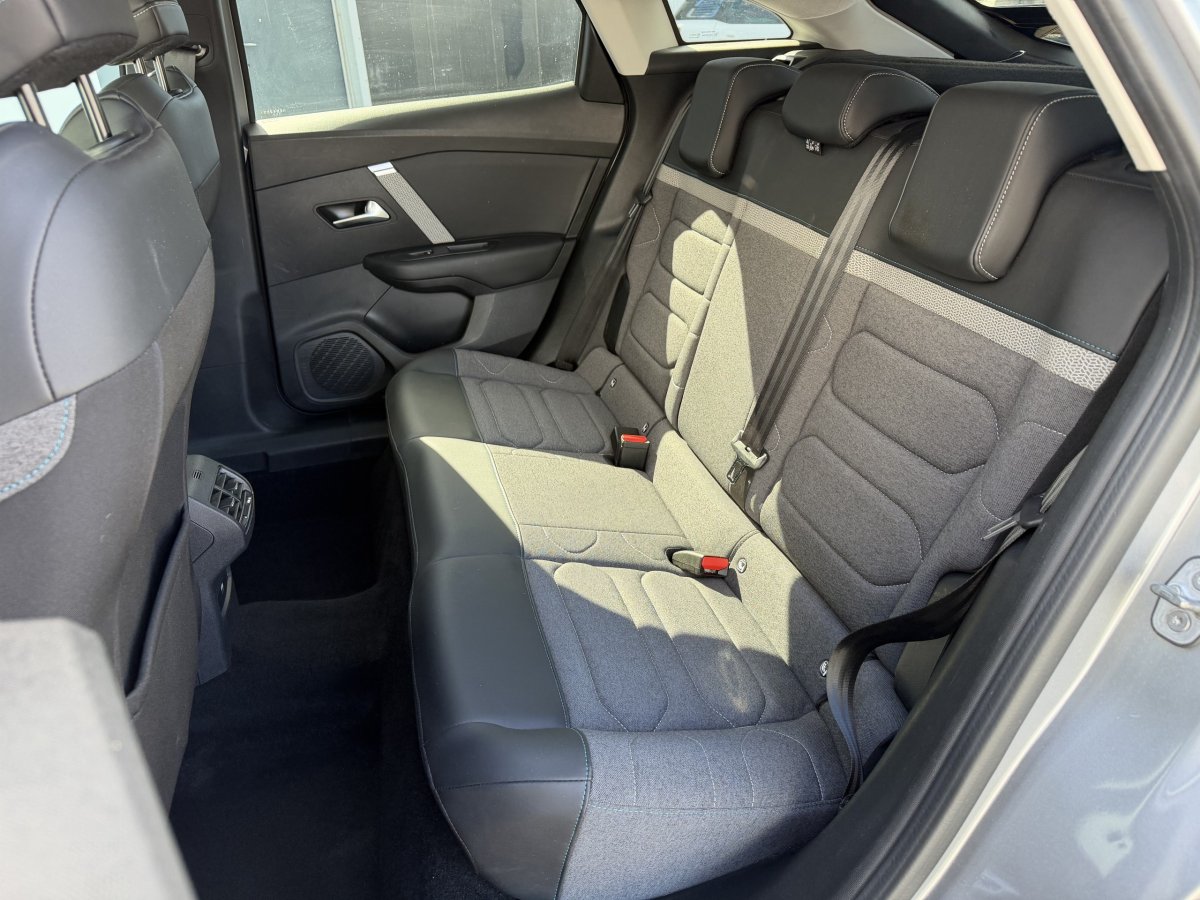 Citroën C4 (3)