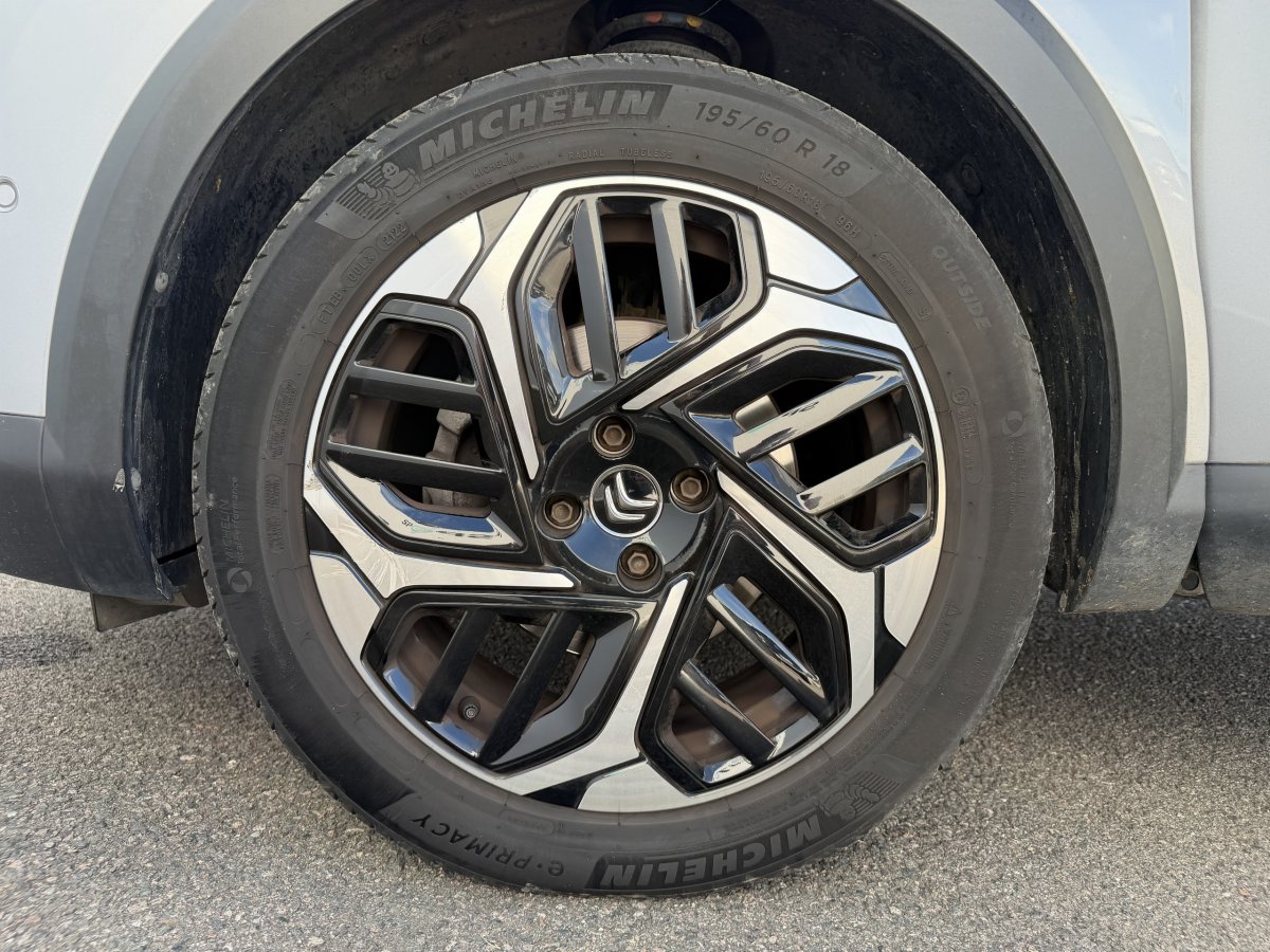 Citroën C4 (3)