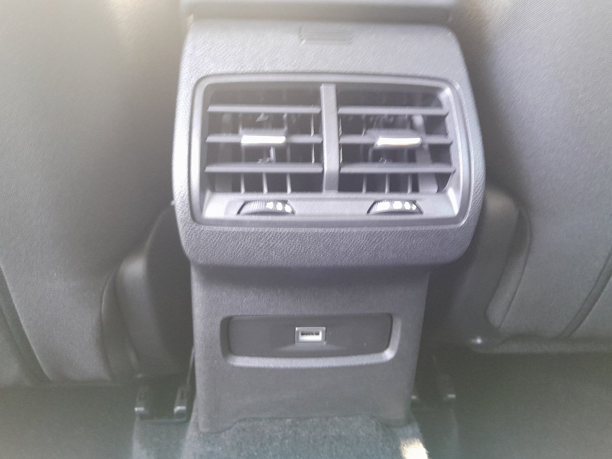 Citroën C4 (3)
