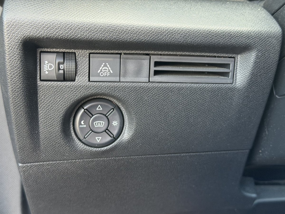Citroën C4 (3)