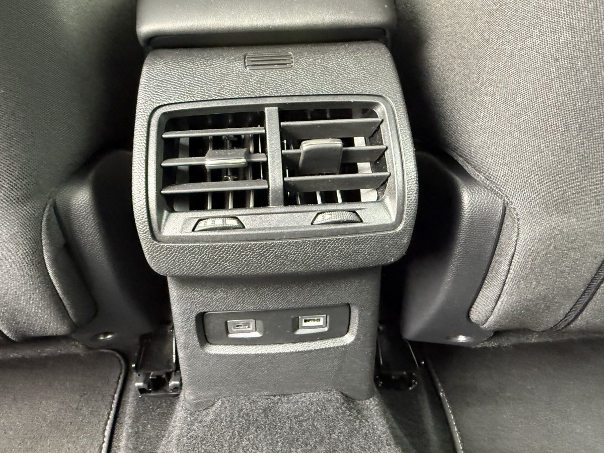 Citroën Ë-C4 (3)