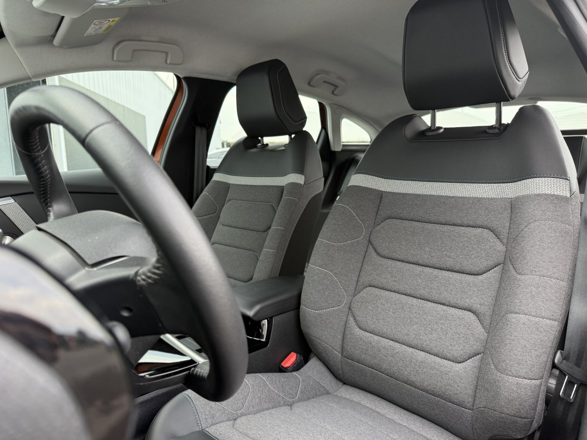 Citroën Ë-C4 (3)