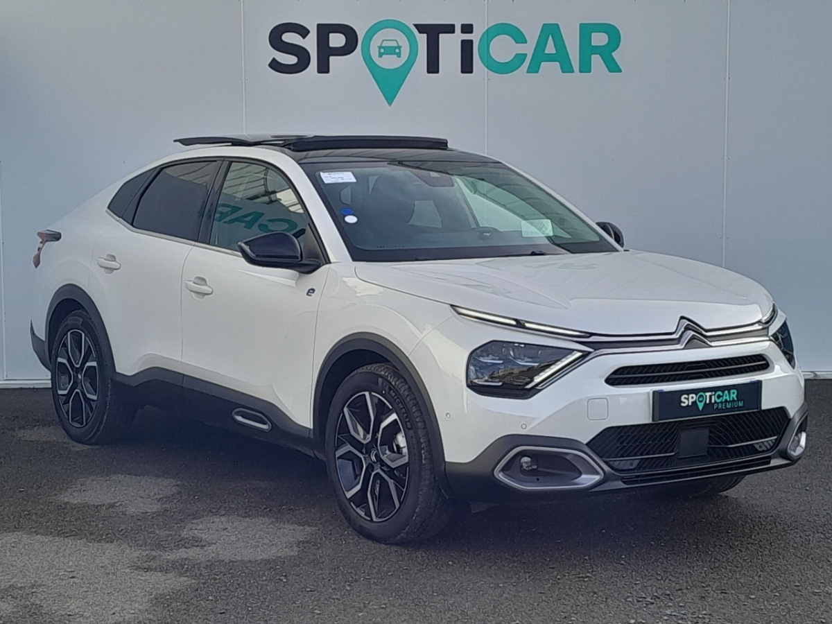 Citroën e-C4 X