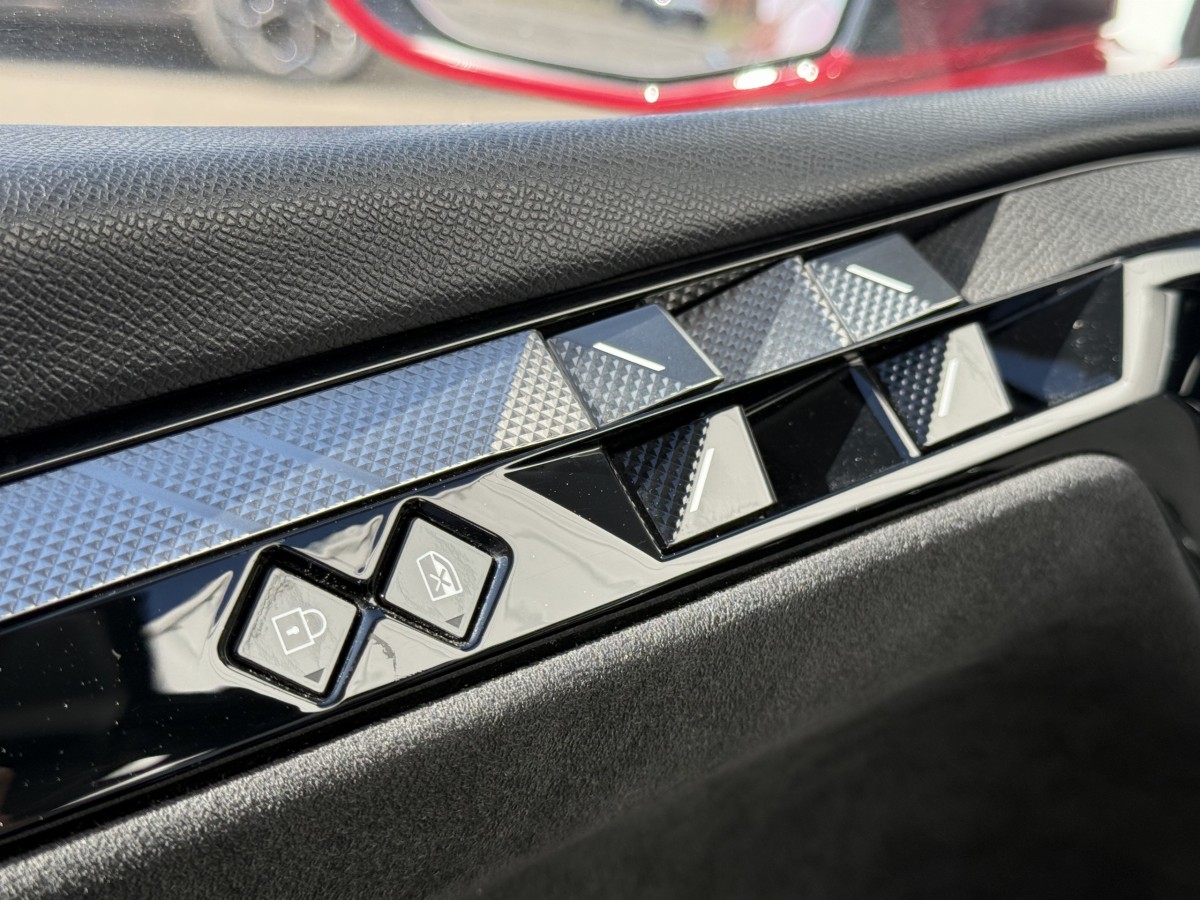 Ds DS 4 (2)