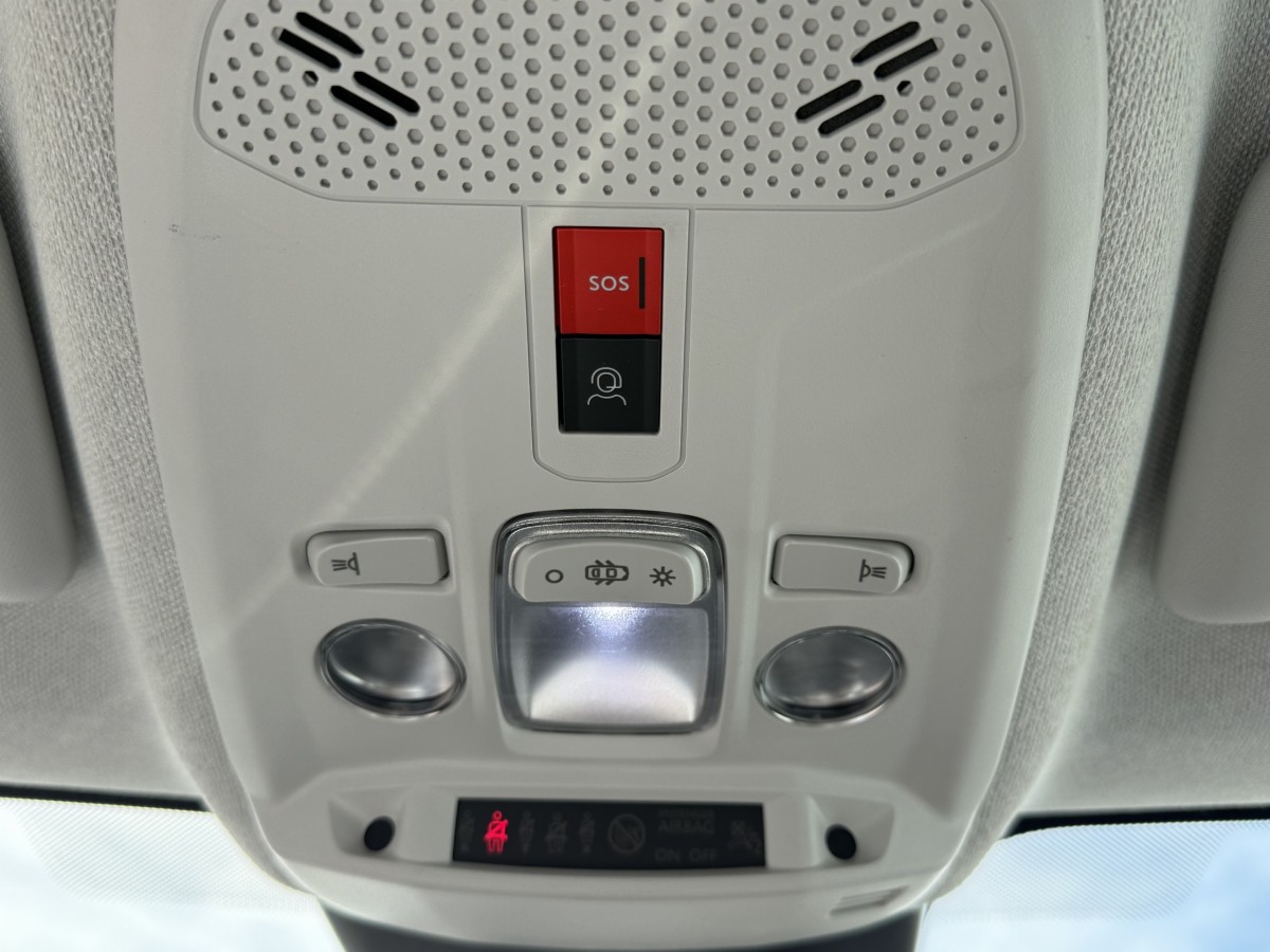 Citroën Ë-C4 (3)