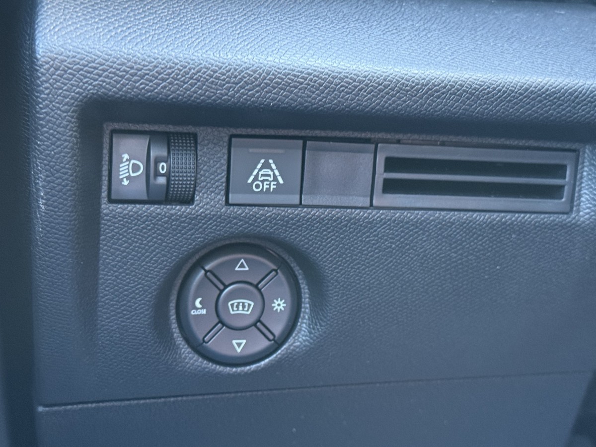 Citroën C4 (3)