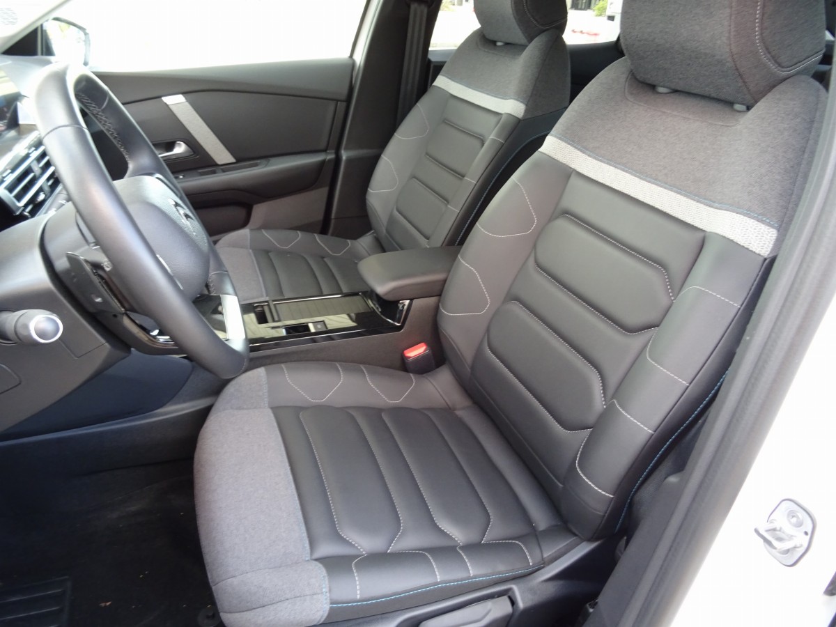 Citroën C4 (3)