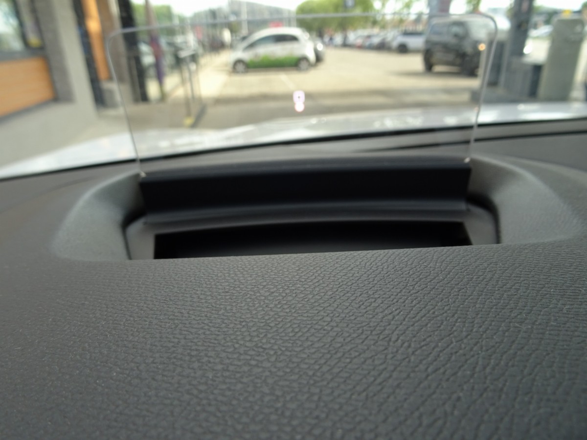 Citroën C4 (3)
