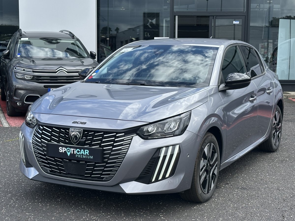 Peugeot 208 (2)