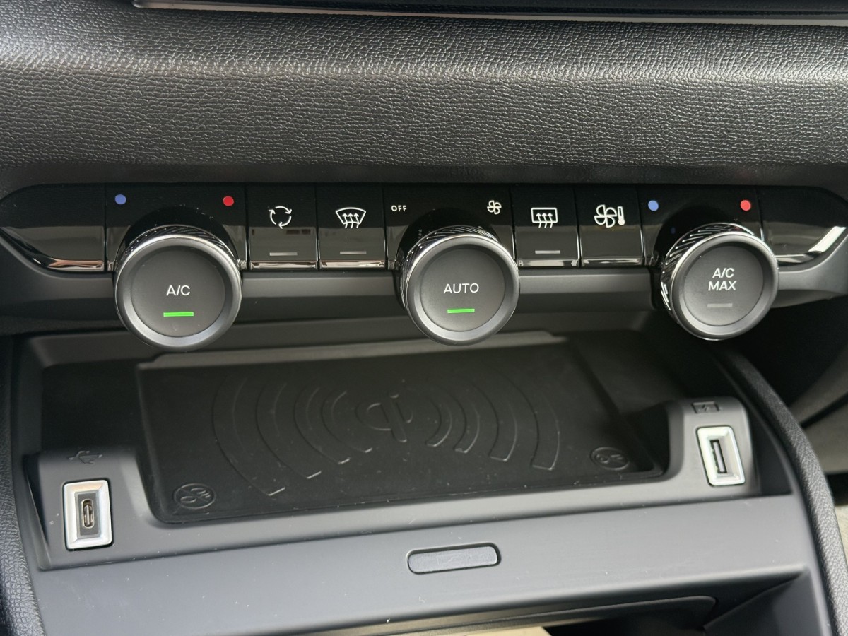 Citroën C4 (3)