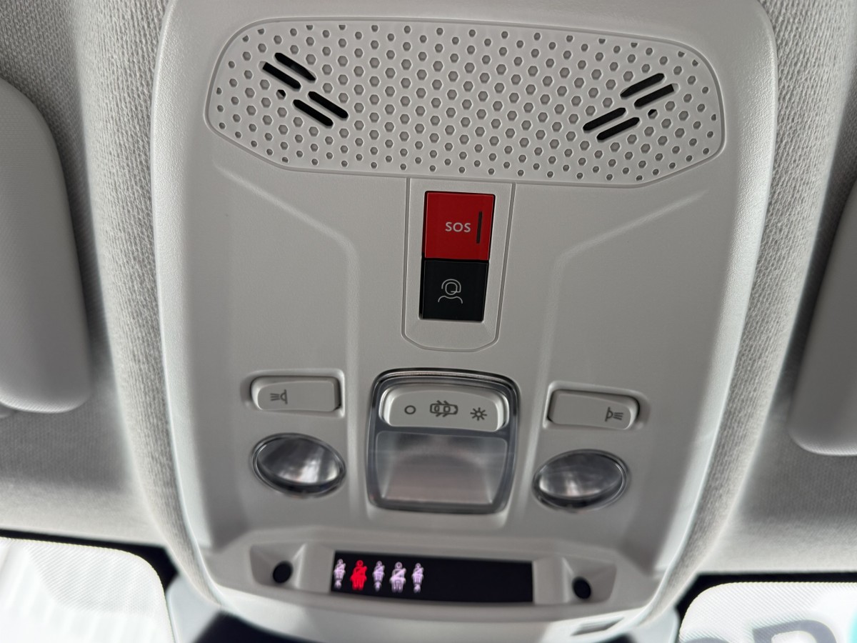 Citroën C4 (3)