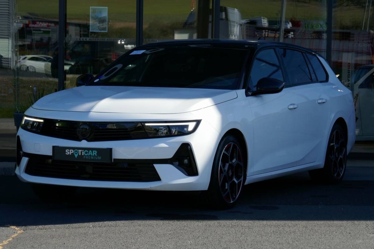 Opel Astra Sports Tourer (6)