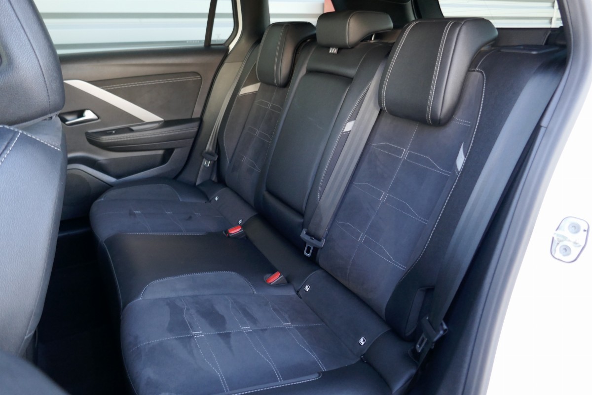 Opel Astra Sports Tourer (6)