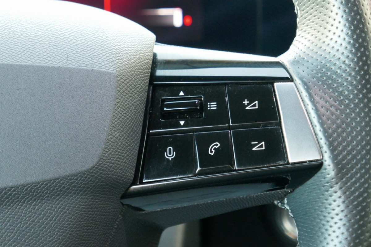 Opel Astra Sports Tourer (6)