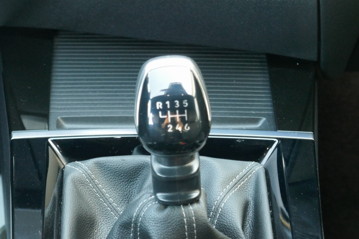 Opel Astra Sports Tourer (6)