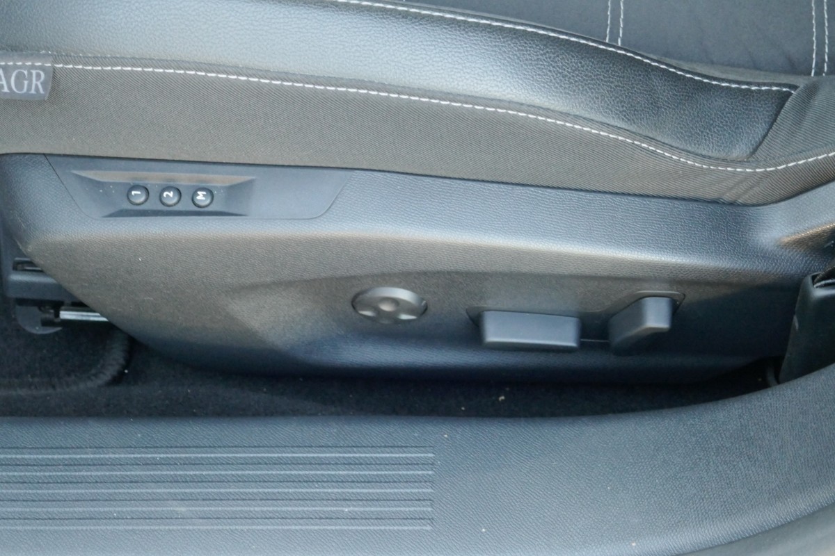 Opel Astra Sports Tourer (6)