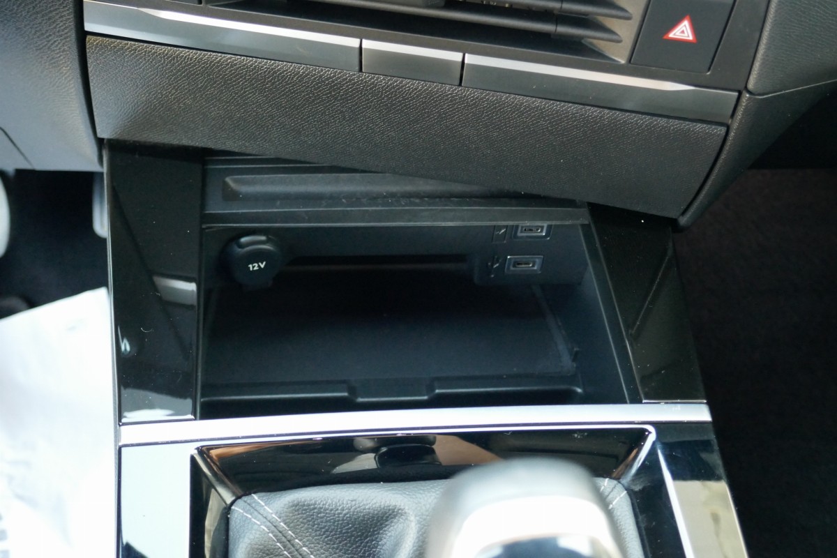 Opel Astra Sports Tourer (6)