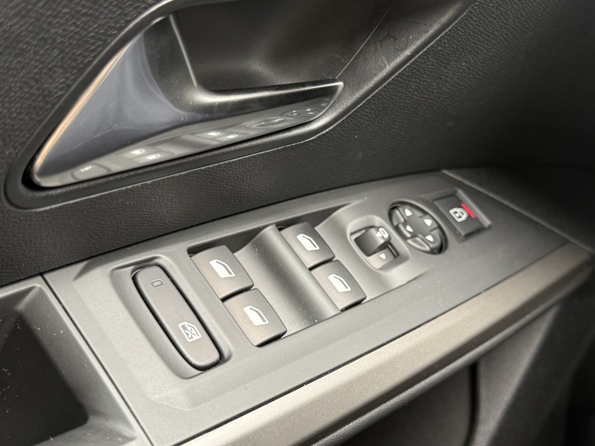 Peugeot 3008 (3)