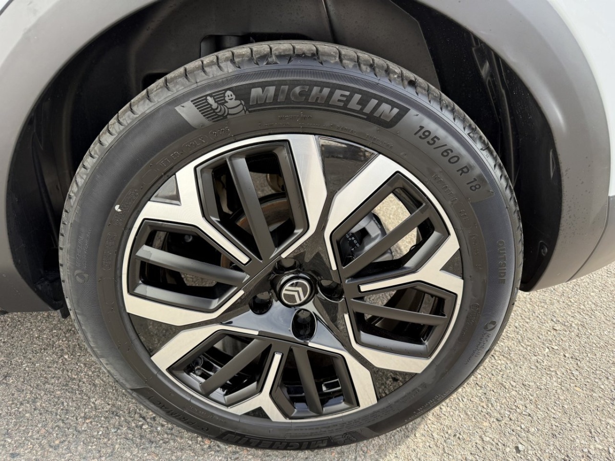 Citroën C4 (3)