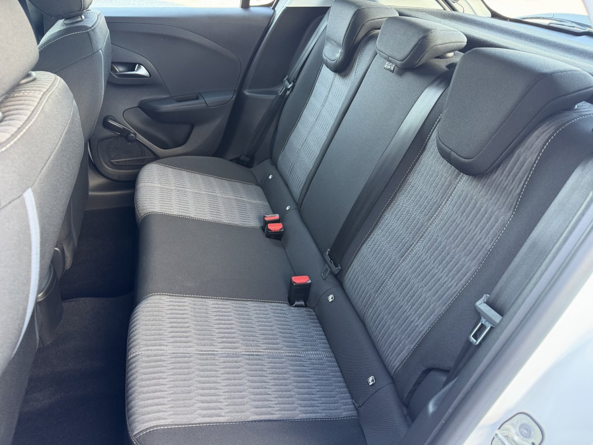 Opel Corsa (6)