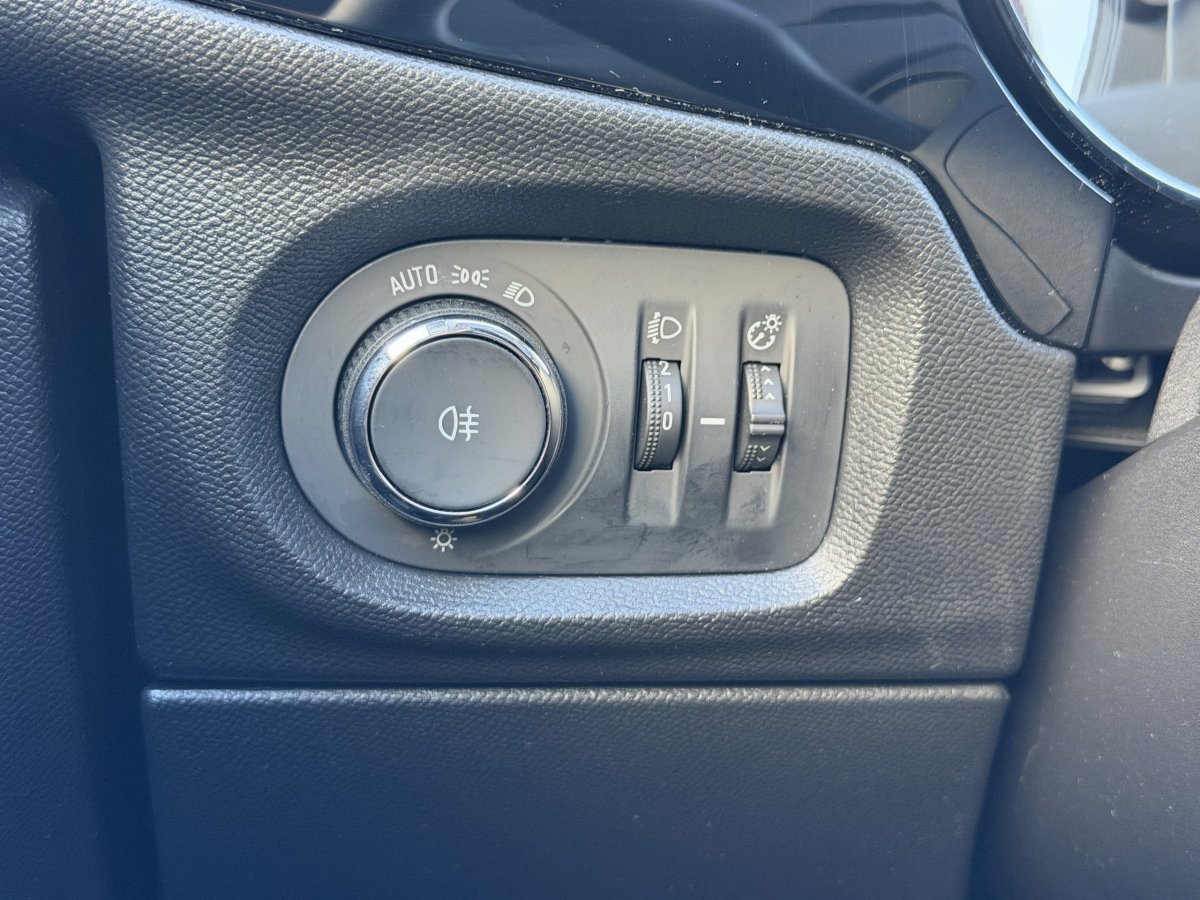 Opel Corsa (6)