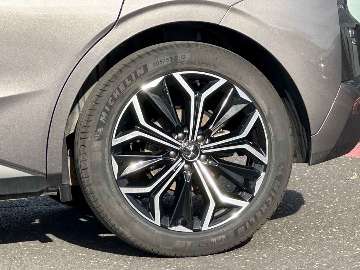 Ds DS 4 (2)