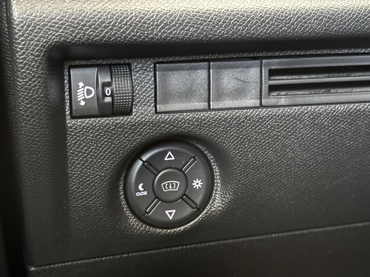 Citroën C4 (3)