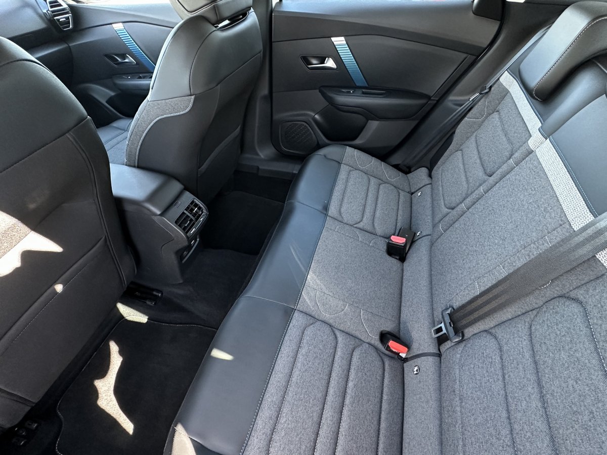 Citroën Ë-C4 (3)