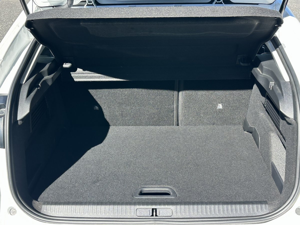 Citroën Ë-C4 (3)