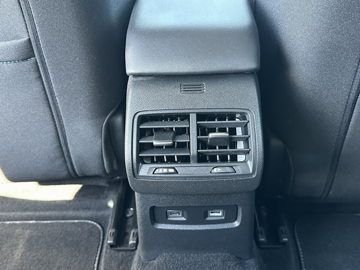 Citroën Ë-C4 (3)