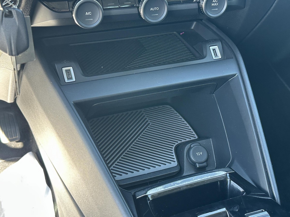 Citroën Ë-C4 (3)
